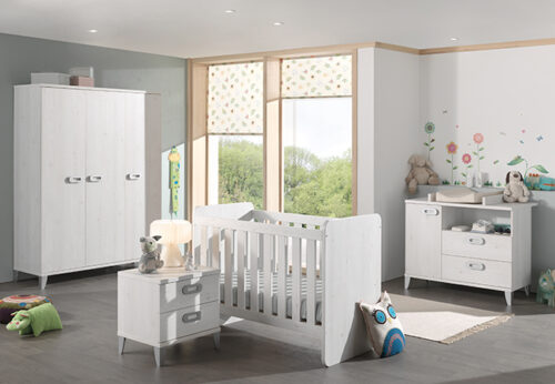Chambre bébé Liv - lit évolutif - garde-robe 3 portes - commode à langer -chevet